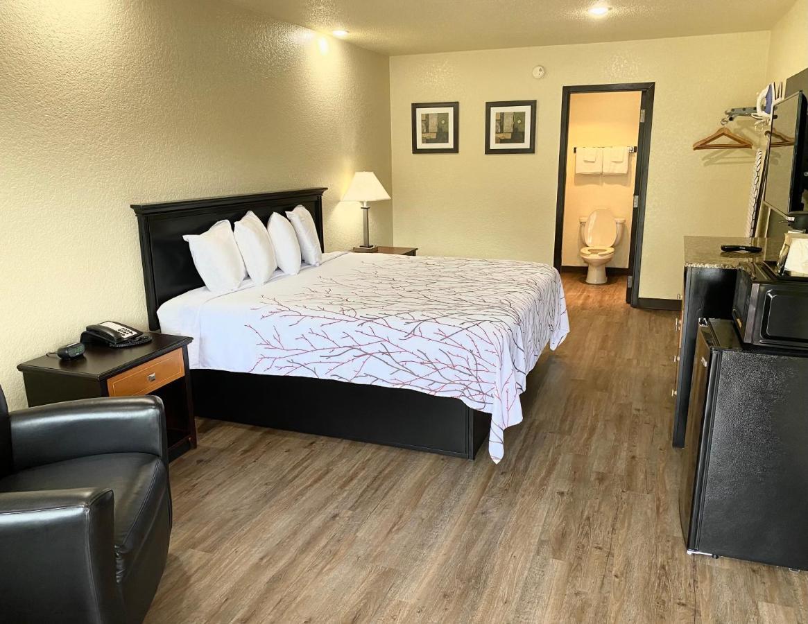 Travelers Inn เอลิซาเบธซิตี้้ ภายนอก รูปภาพ