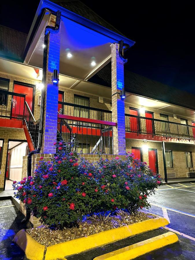 Travelers Inn เอลิซาเบธซิตี้้ ภายนอก รูปภาพ
