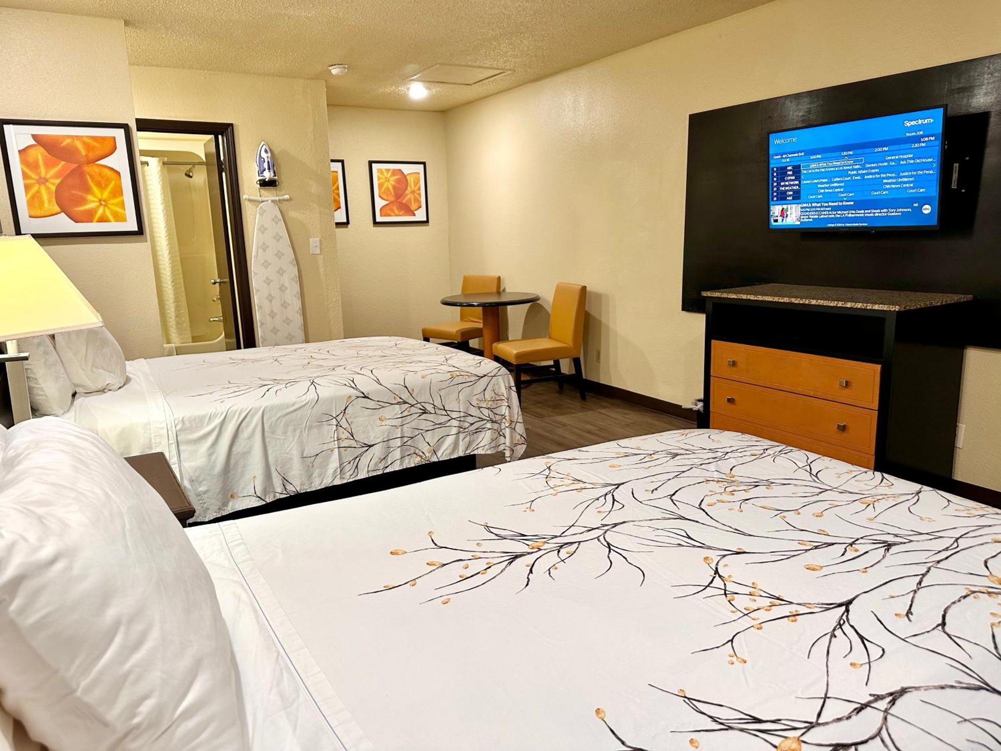 Travelers Inn เอลิซาเบธซิตี้้ ภายนอก รูปภาพ